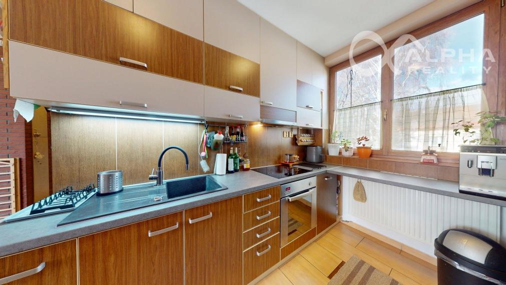 EXKLUZÍVNE 3i podkrovný byt s terasou, centrum, Spišská Nová Ves