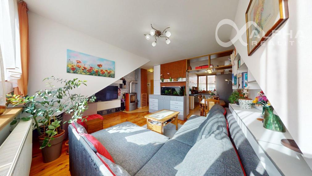 EXKLUZÍVNE 3i podkrovný byt s terasou, centrum, Spišská Nová Ves