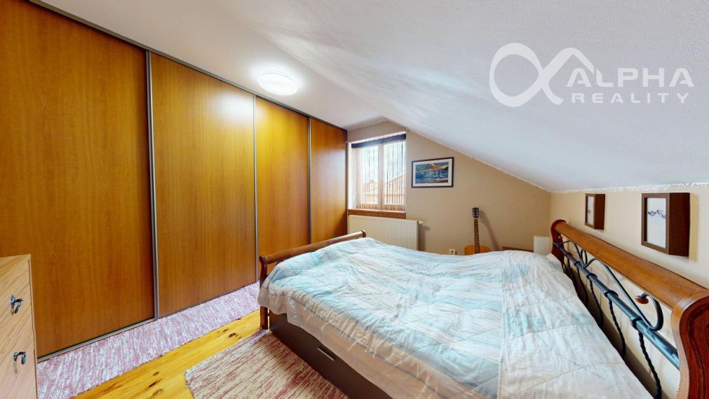 EXKLUZÍVNE 3i podkrovný byt s terasou, centrum, Spišská Nová Ves