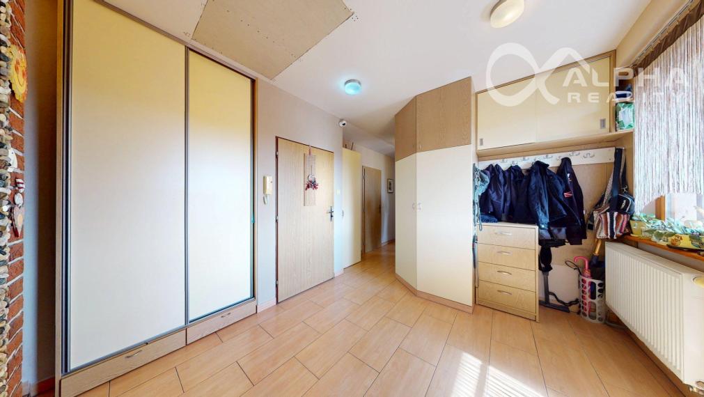 EXKLUZÍVNE 3i podkrovný byt s terasou, centrum, Spišská Nová Ves