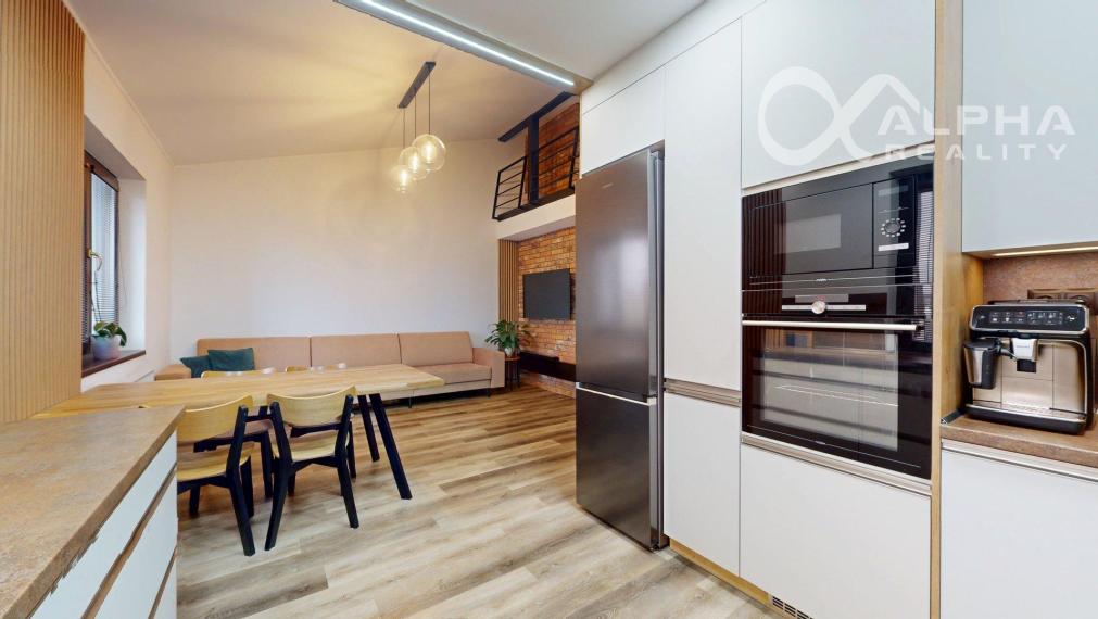 EXKLUZÍVNE 3i mezonet s loggiou, centrum, Spišská Nová Ves