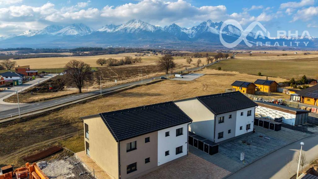 EXKLUZÍVNE 2i apartmán s terasou, parkovaním, Veľký Slavkov, okr. Poprad