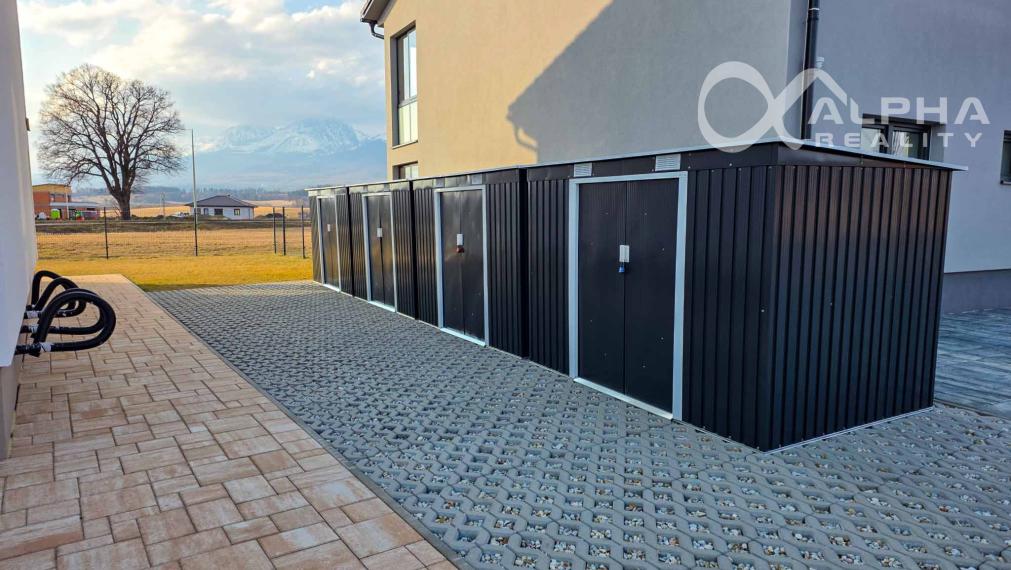 EXKLUZÍVNE 2i apartmán s terasou, parkovaním, Veľký Slavkov, okr. Poprad