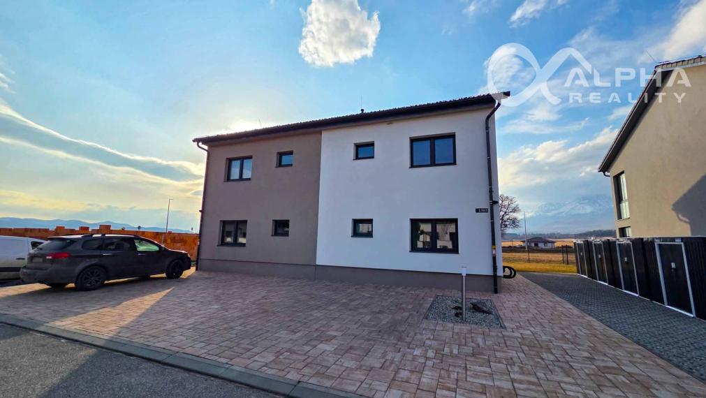 EXKLUZÍVNE 2i apartmán s terasou, parkovaním, Veľký Slavkov, okr. Poprad