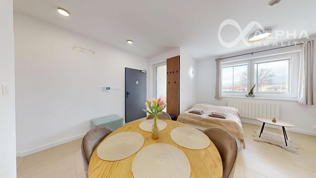 EXKLUZÍVNE 2i apartmán s terasou, parkovaním, Veľký Slavkov, okr. Poprad