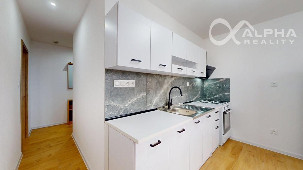 Prenájom 1 izbový byt s loggiou, centrum, Spišská Nová Ves