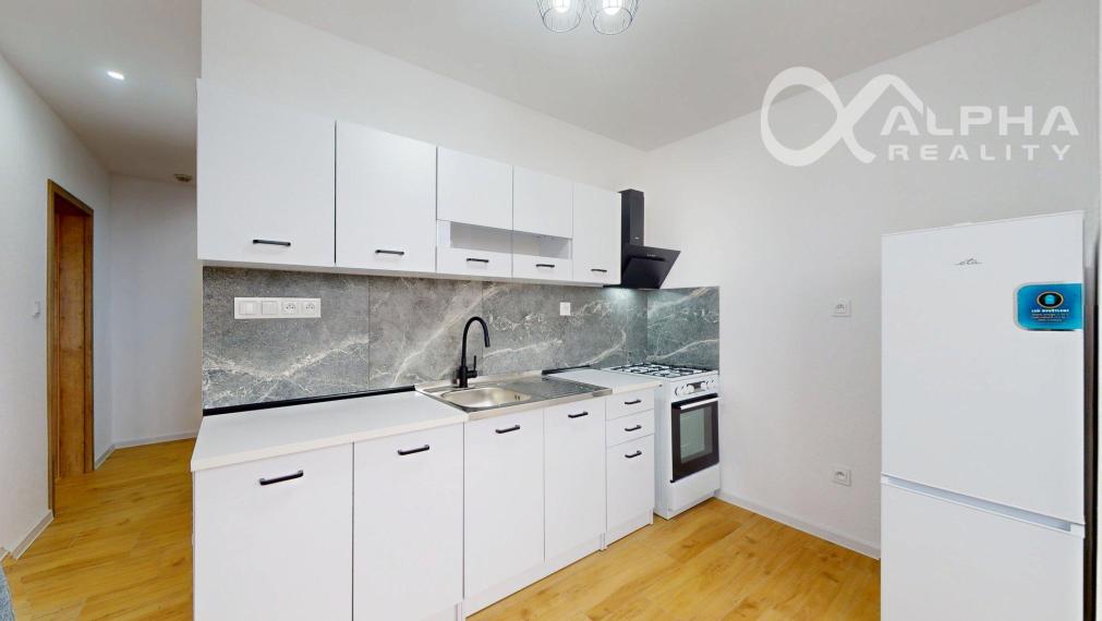 Prenájom 1 izbový byt s loggiou, centrum, Spišská Nová Ves