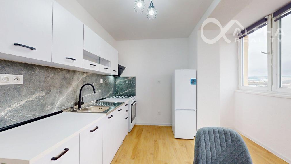 Prenájom 1 izbový byt s loggiou, centrum, Spišská Nová Ves