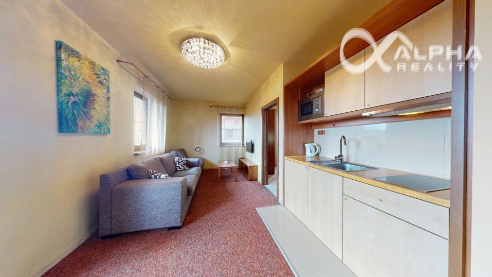 PRENÁJOM 2i apartmán s terasou, parkovaním, Veľká Lomnica