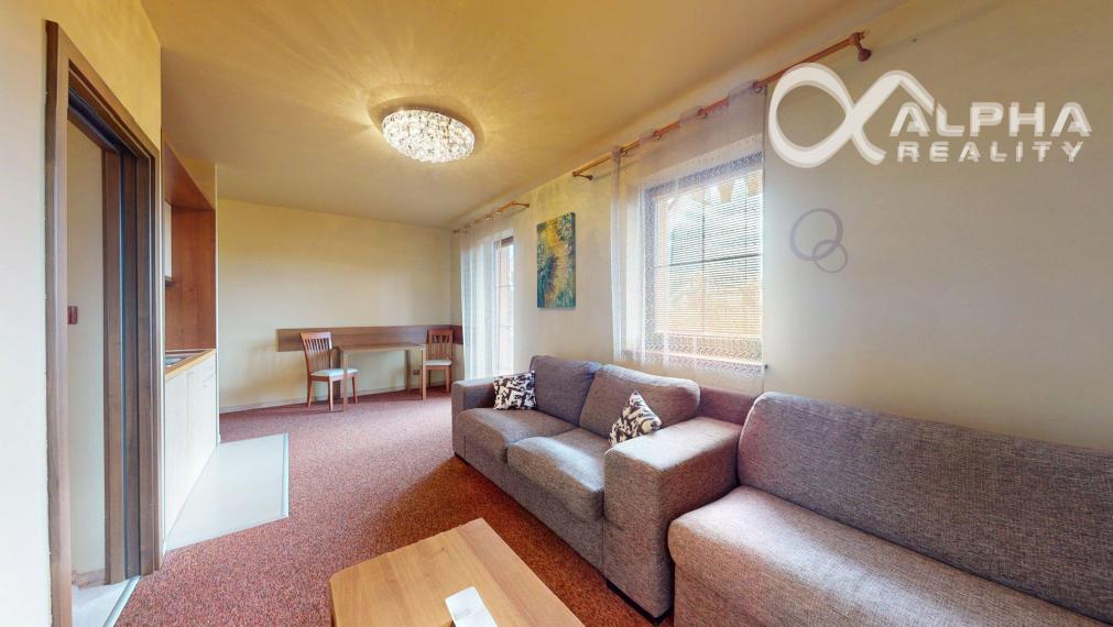 PRENÁJOM 2i apartmán s terasou, parkovaním, Veľká Lomnica