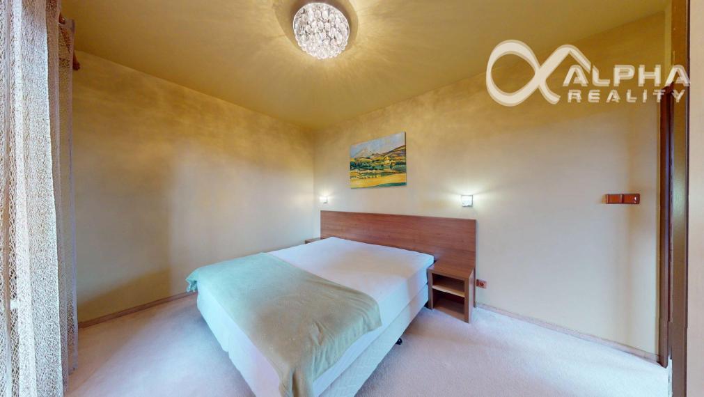 PRENÁJOM 2i apartmán s terasou, parkovaním, Veľká Lomnica