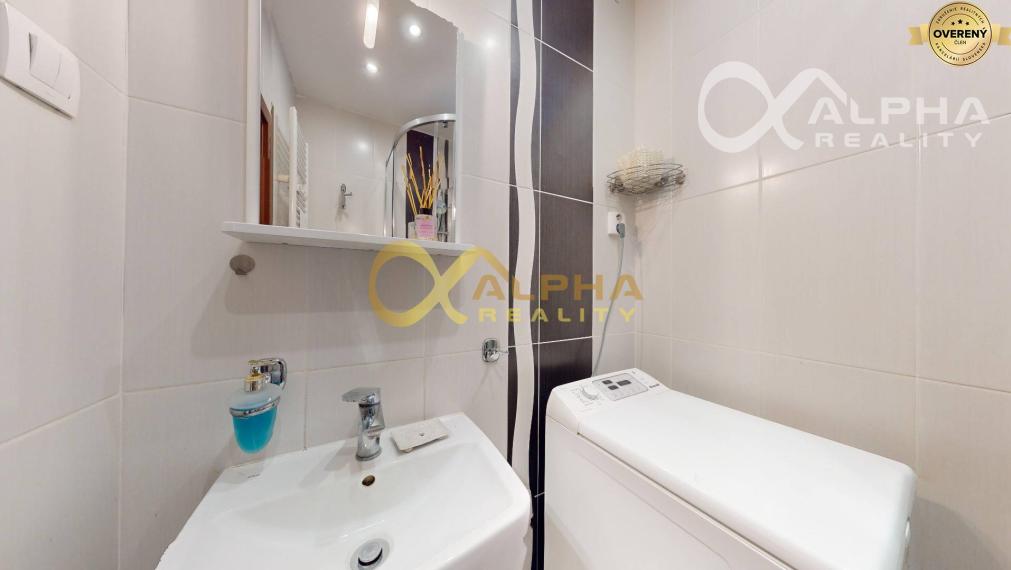 Prenájom: 2 izbový byt s balkónom, centrum, Spišská Nová Ves