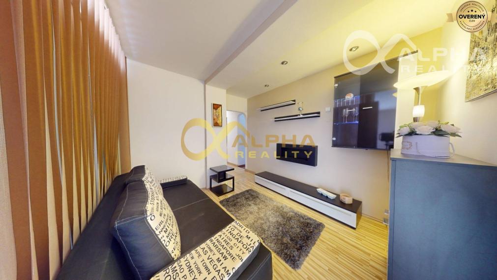 Prenájom: 2 izbový byt s balkónom, centrum, Spišská Nová Ves