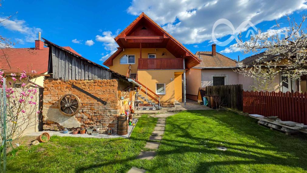 EXKLUZÍVNE dvojgeneračný rodinný dom, mesto Spišské Vlachy