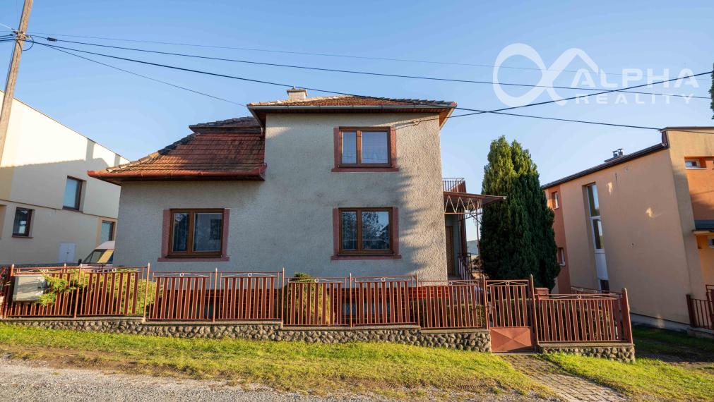 EXKLUZÍVNE Rodinný dom, obec Iliašovce, okres Sp. Nová Ves