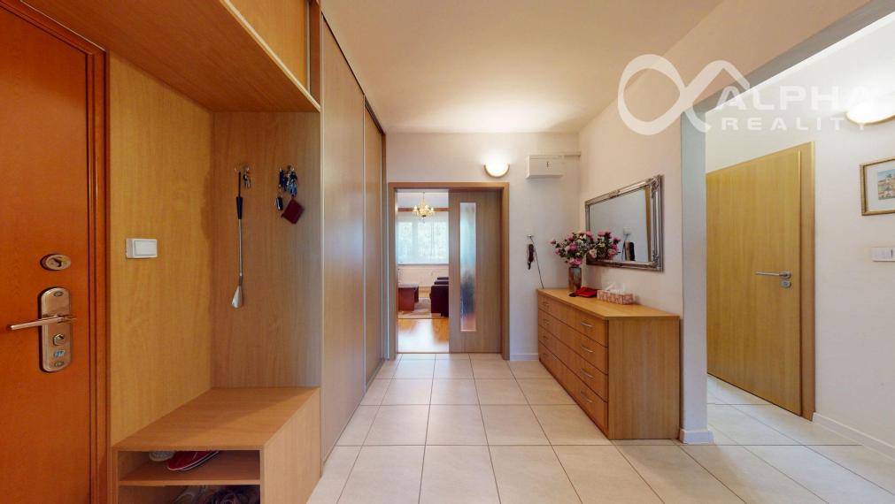 EXKLUZÍVNE 3i byt s loggiou, sídl. Západ 2, Levoča