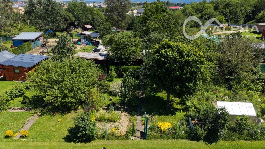 EXKLUZÍVNE Záhrada s chatkou, sídl. Mier, Spišská Nová Ves
