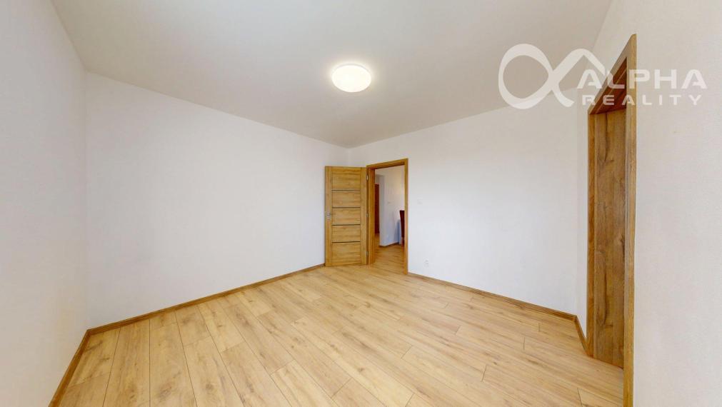 Prenájom 4i byt s loggiou, centrum, Spišská Nová Ves
