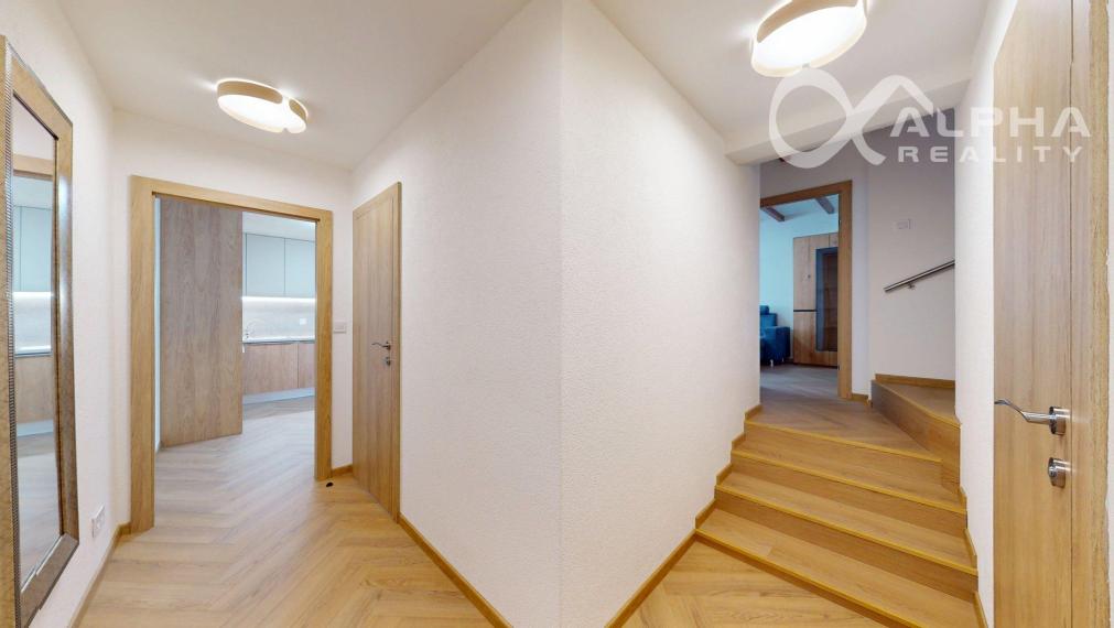 Exkluzívny 2 izbový byt s parkovaním, centrum, Spišská Nová Ves