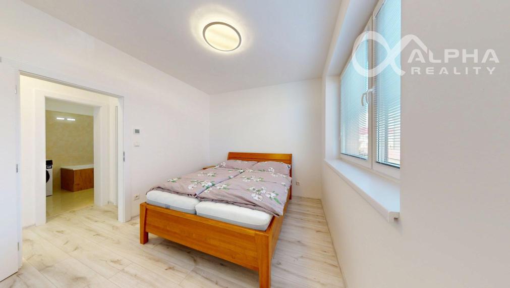 Prenájom 2i byt s balkónom, parkovaním, ul. Fabiniho, SNV
