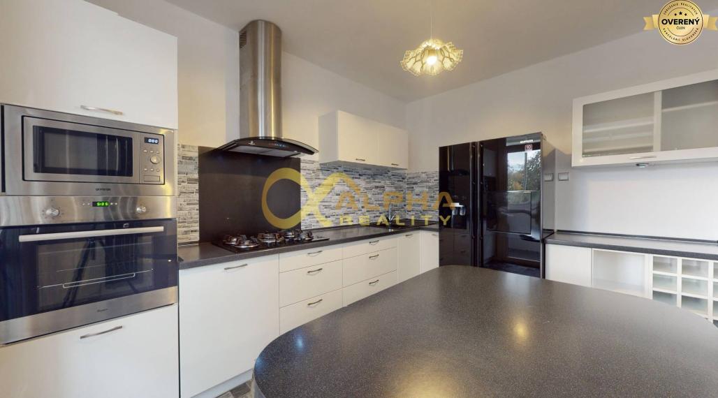 Prenájom: 4 izbový byt s loggiou, sídlisko Mier, Sp.N.Ves