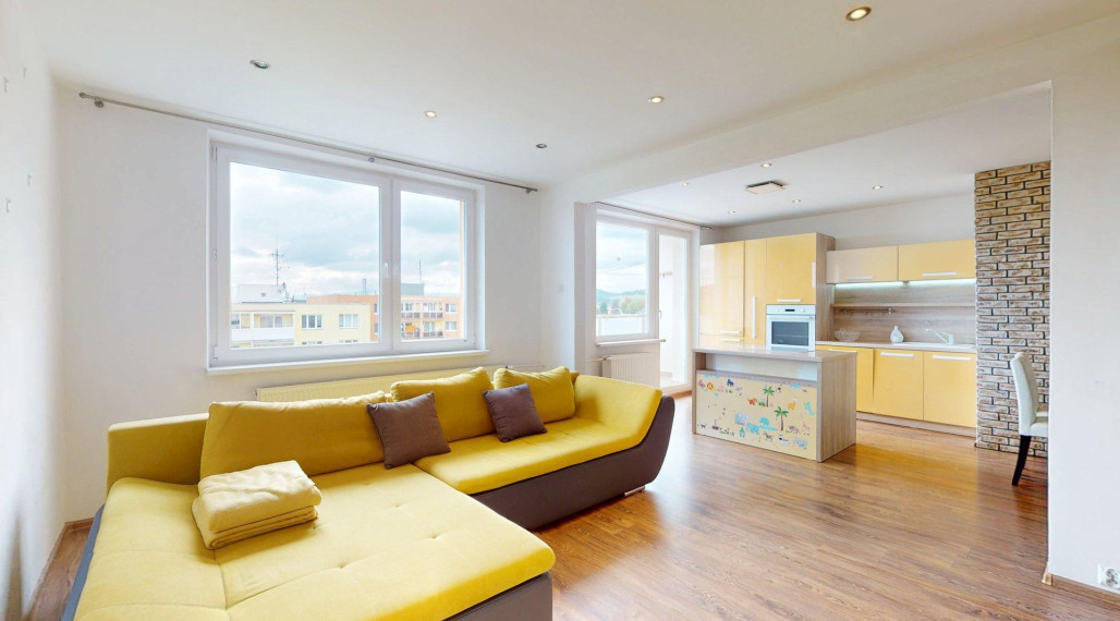 EXKLUZÍVNE 2i byt s loggiou, sídl. Mier, Spišská Nová Ves