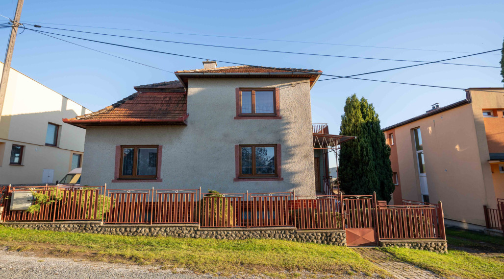 EXKLUZÍVNE Rodinný dom, obec Iliašovce, okres Sp. Nová Ves