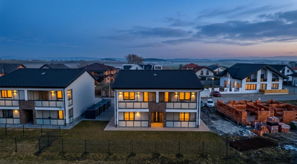 EXKLUZÍVNE 2i apartmán s terasou, parkovaním, Veľký Slavkov, okr. Poprad