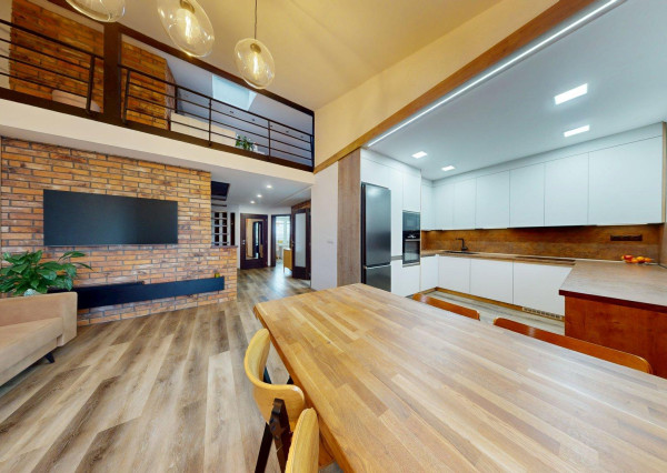 EXKLUZÍVNE 3i mezonet s loggiou, centrum, Spišská Nová Ves