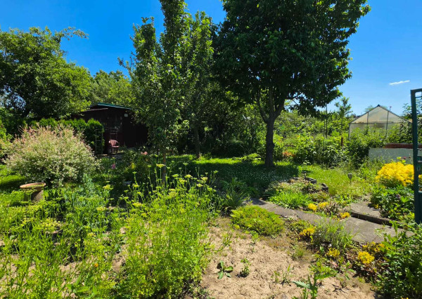 EXKLUZÍVNE Záhrada s chatkou, sídl. Mier, Spišská Nová Ves