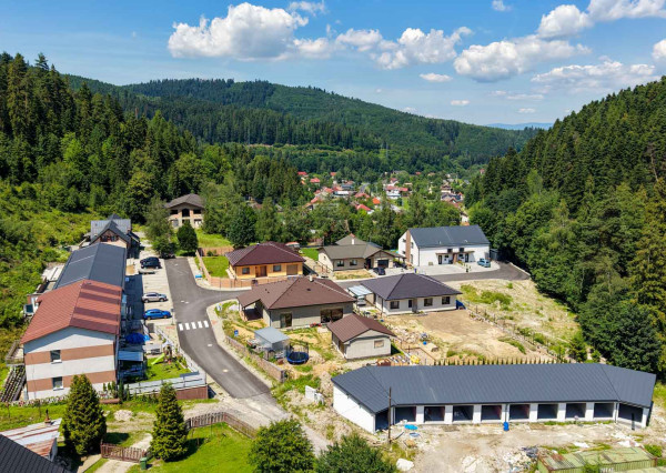 EXKLUZÍVNE Stavebný pozemok, 916m2, Novoveská Huta