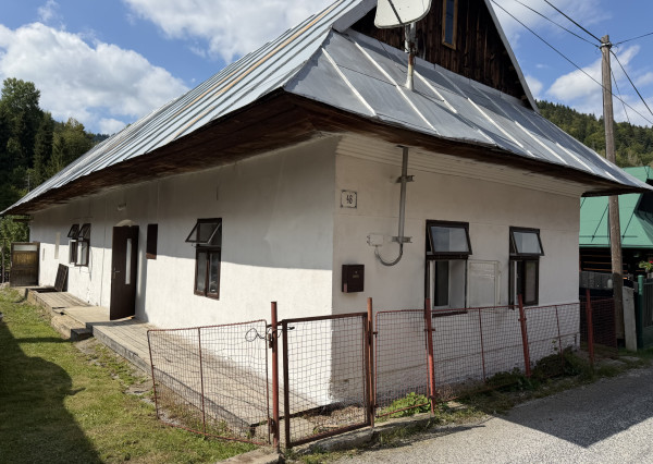 EXKLUZÍVNE Chalupa s pozemkom 828m2, Henclová, okr. Gelnica
