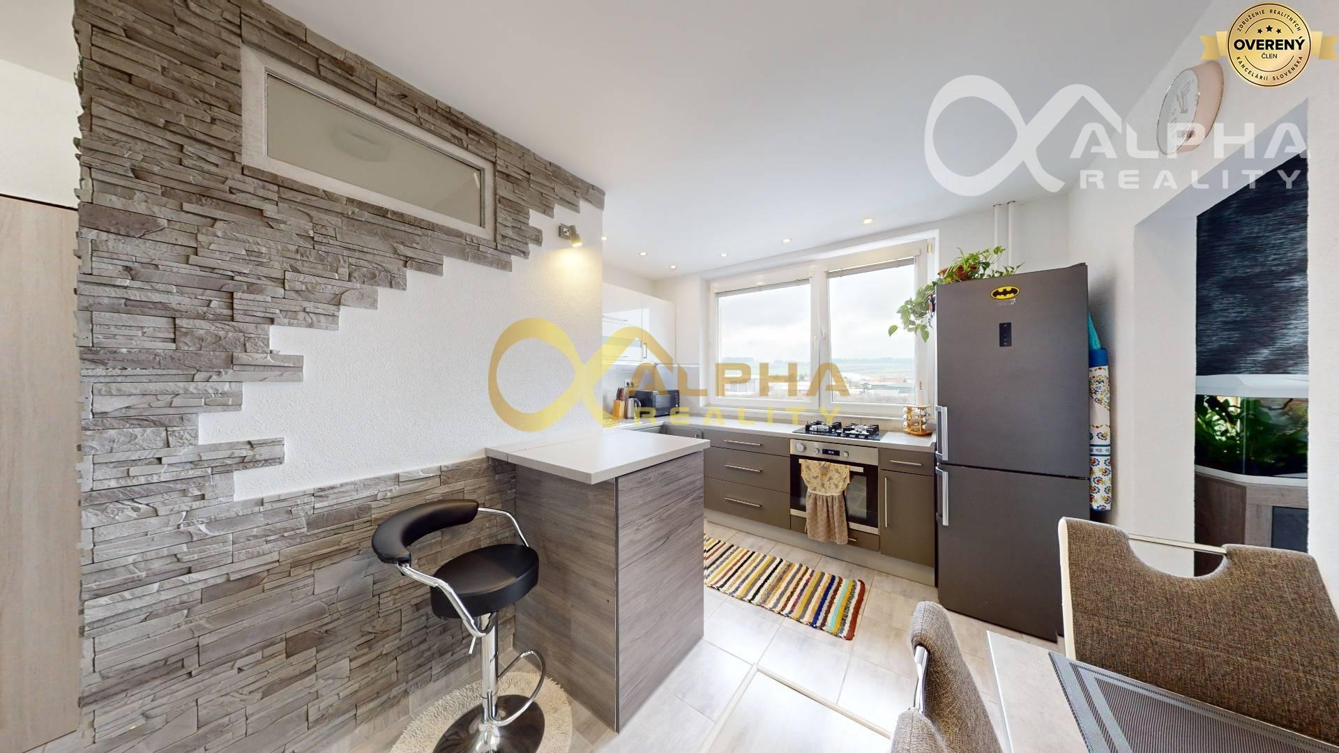 EXKLUZÍVNE 3 izbový byt s loggiou, sídlisko Mier, Spišská Nová Ves