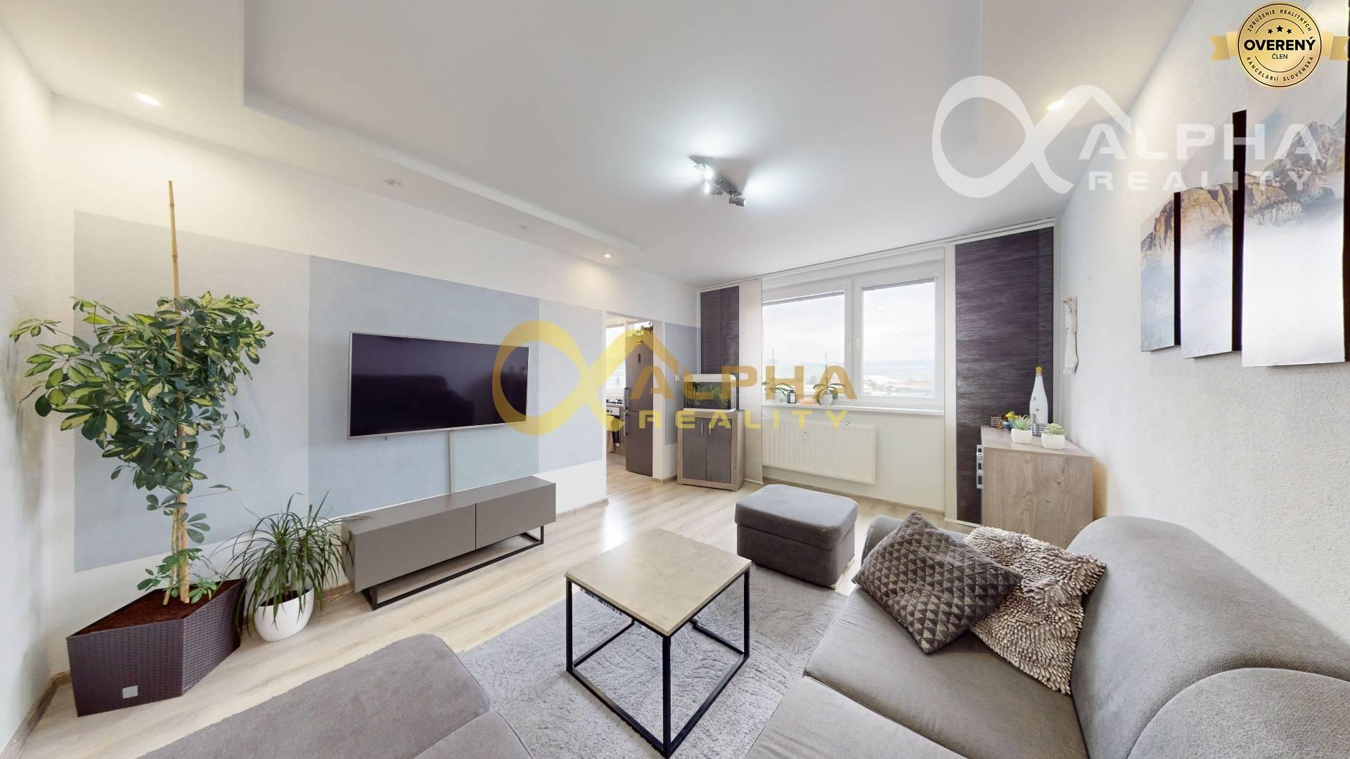 EXKLUZÍVNE 3 izbový byt s loggiou, sídlisko Mier, Spišská Nová Ves