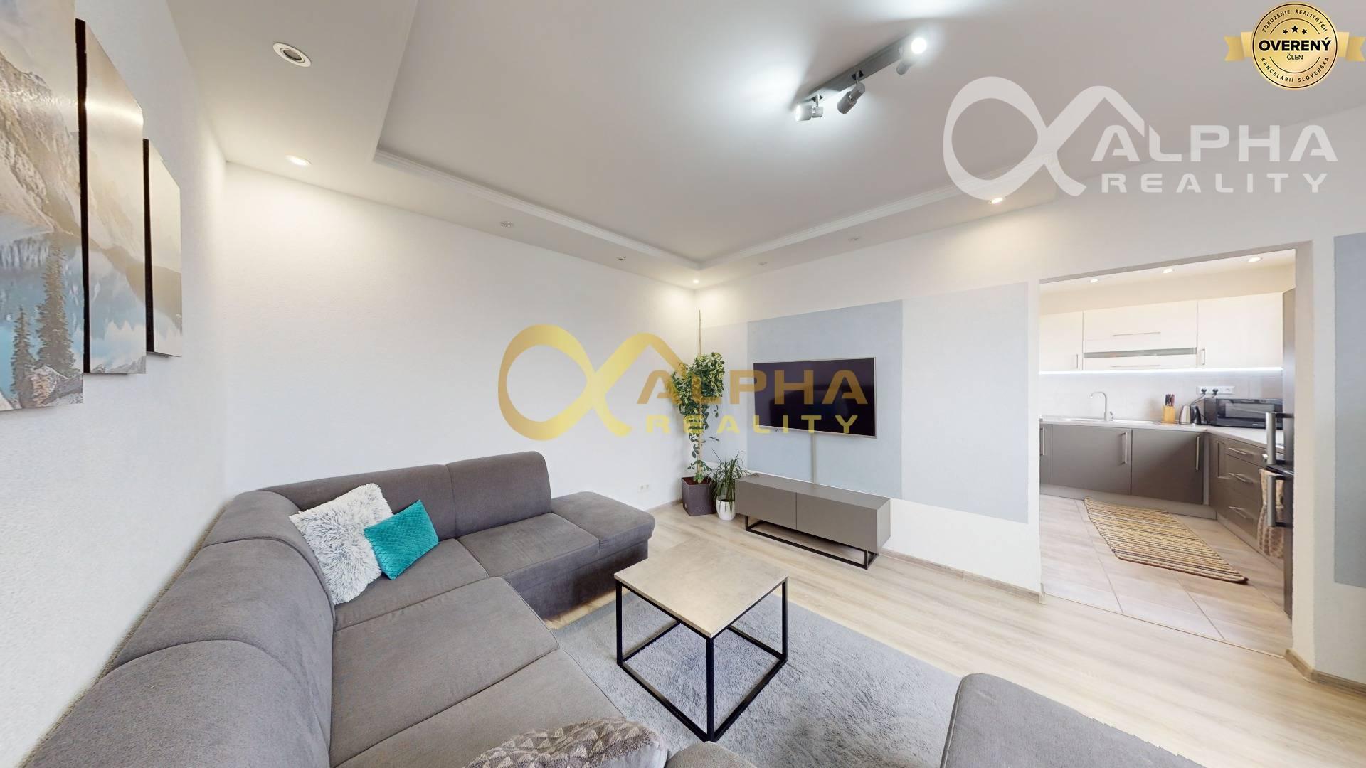 EXKLUZÍVNE 3 izbový byt s loggiou, sídlisko Mier, Spišská Nová Ves