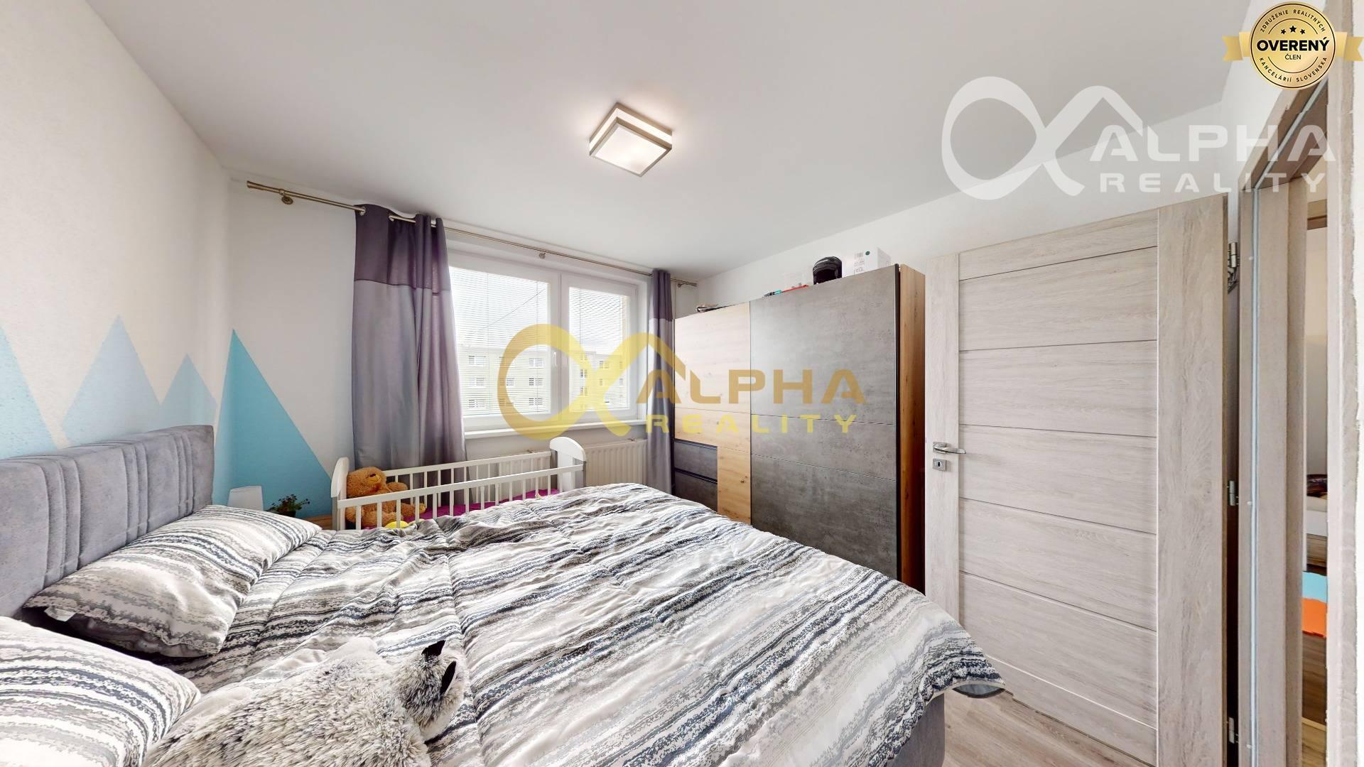 EXKLUZÍVNE 3 izbový byt s loggiou, sídlisko Mier, Spišská Nová Ves