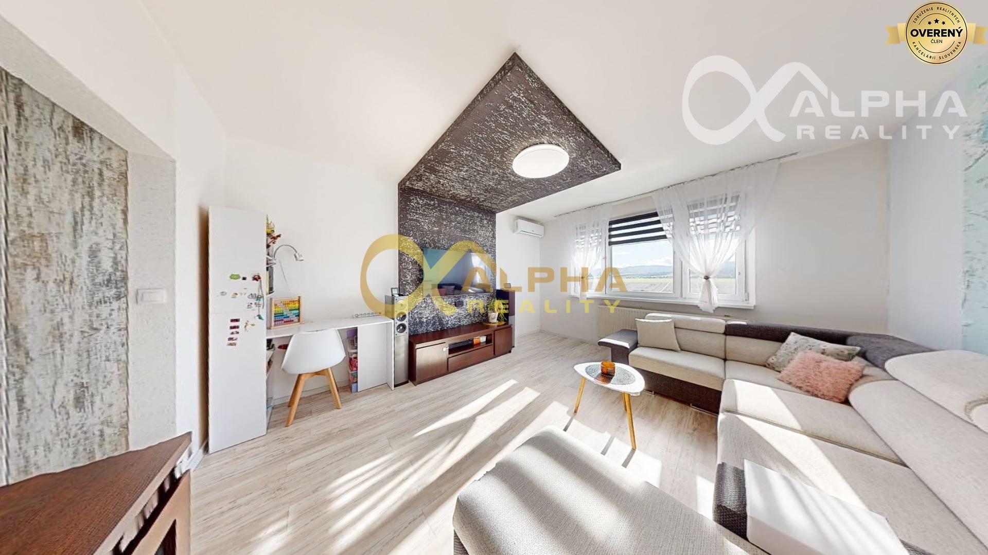 EXKLUZÍVNE 3 izbový byt s loggiou, sídlisko Západ, Spišská Nová Ves