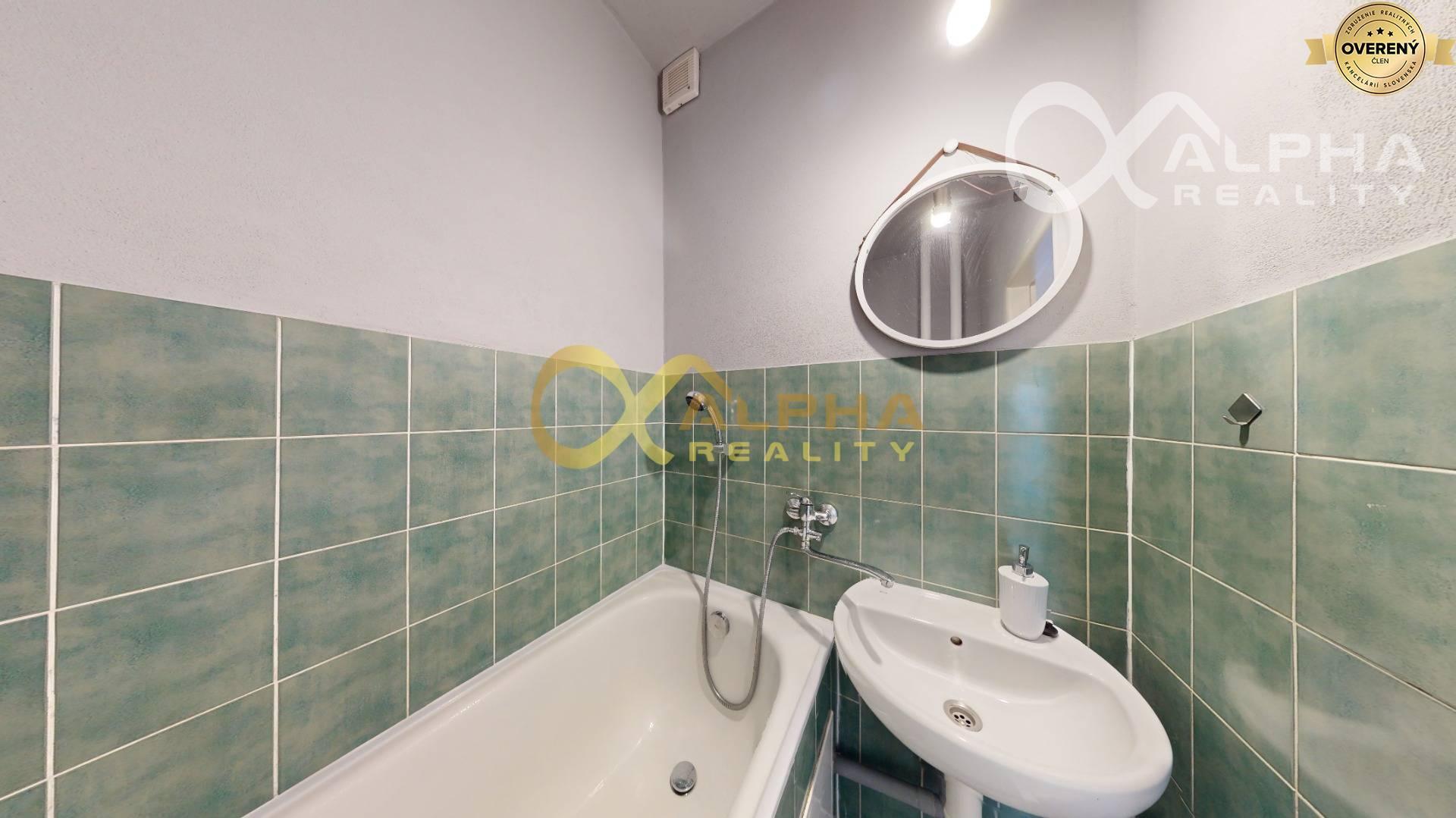 EXKLUZÍVNE 2 izbový byt s balkónom, centrum, Spišská Nová Ves