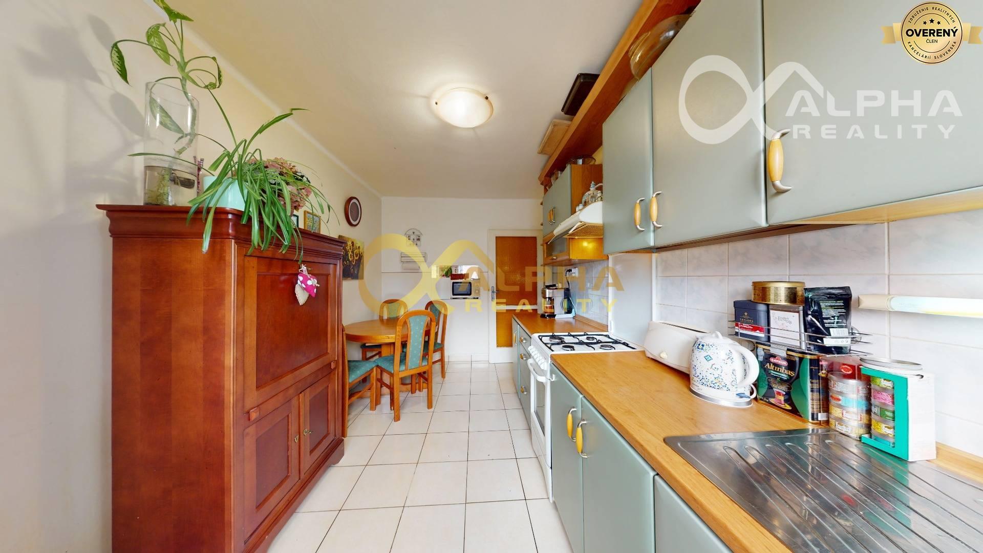 EXKLUZÍVNE 4 izbový mezonetový byt, centrum, Spišská Nová Ves