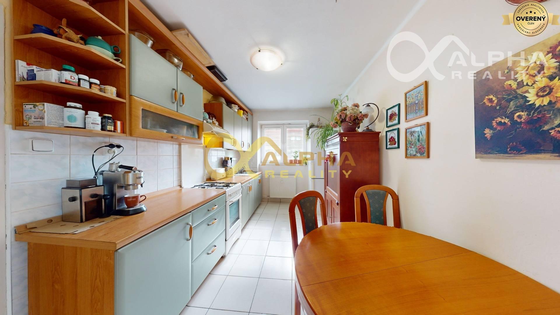 EXKLUZÍVNE 4 izbový mezonetový byt, centrum, Spišská Nová Ves