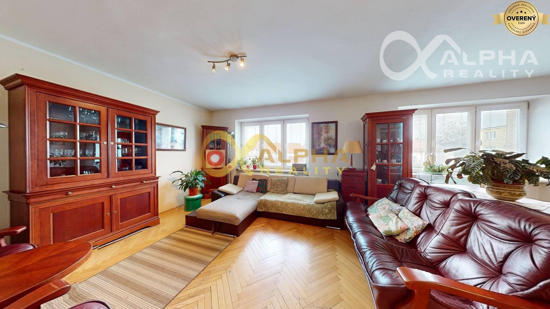 EXKLUZÍVNE 4 izbový mezonetový byt, centrum, Spišská Nová Ves