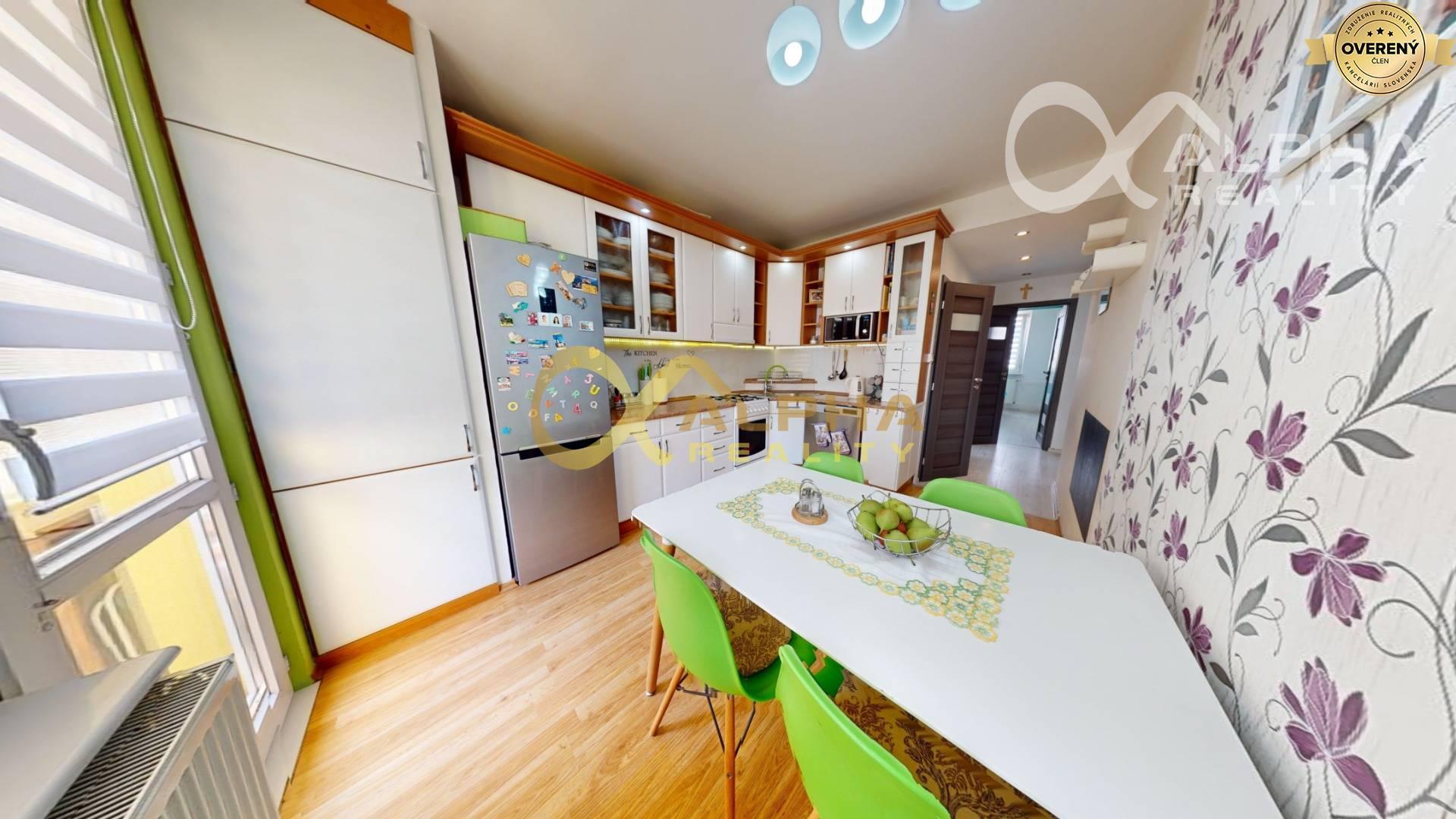 Nová cena EXKLUZÍVNE 3 izbový byt s loggiou, Západ, Spišská Nová Ves