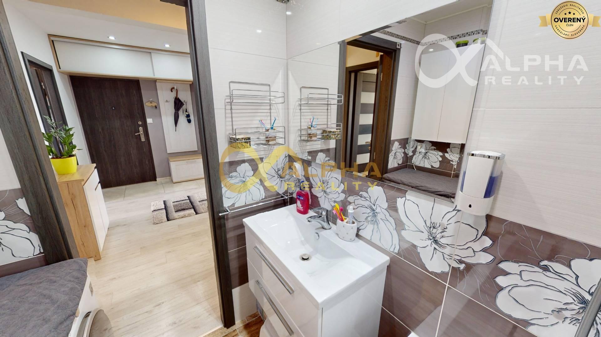 Nová cena EXKLUZÍVNE 3 izbový byt s loggiou, Západ, Spišská Nová Ves