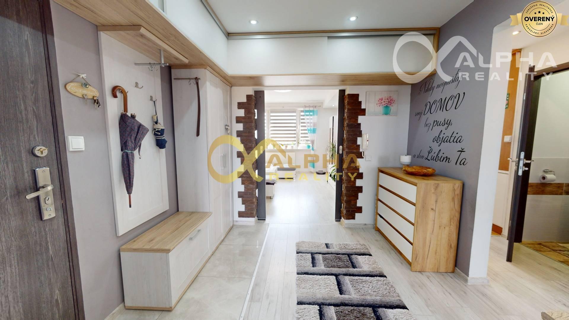 Nová cena EXKLUZÍVNE 3 izbový byt s loggiou, Západ, Spišská Nová Ves