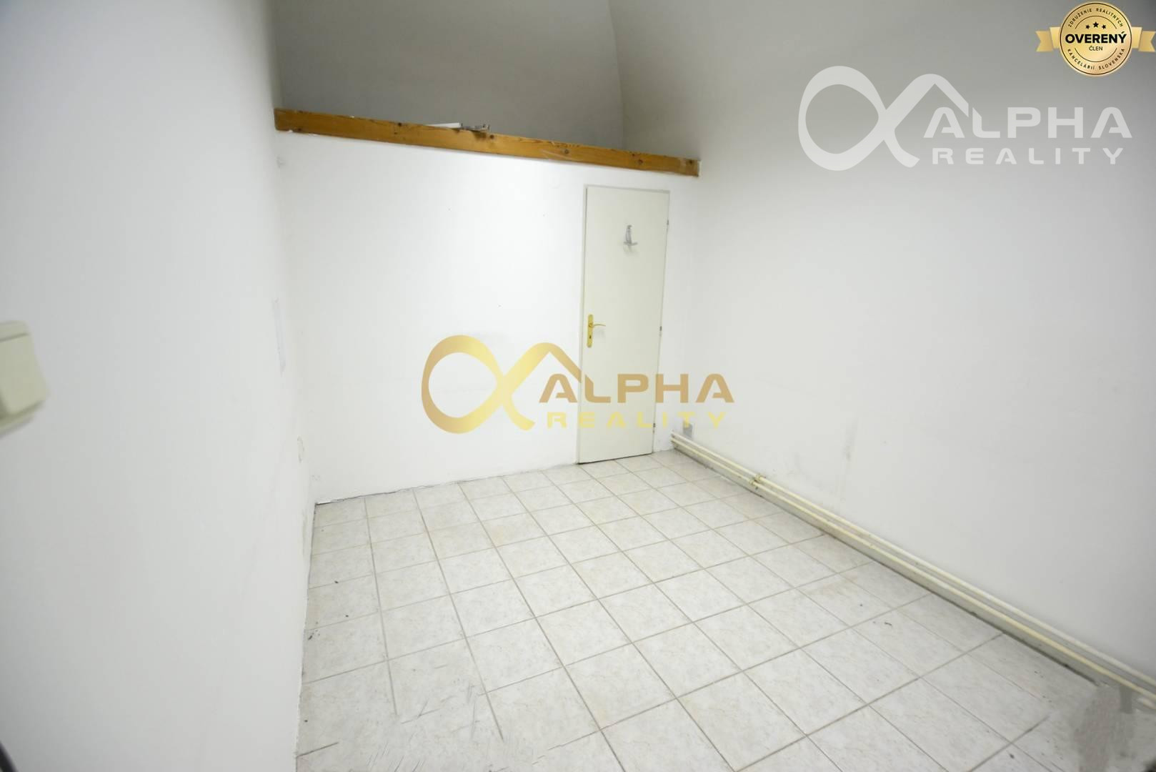 Prenájom obchodných priestorov, centrum, Spišská Nová Ves