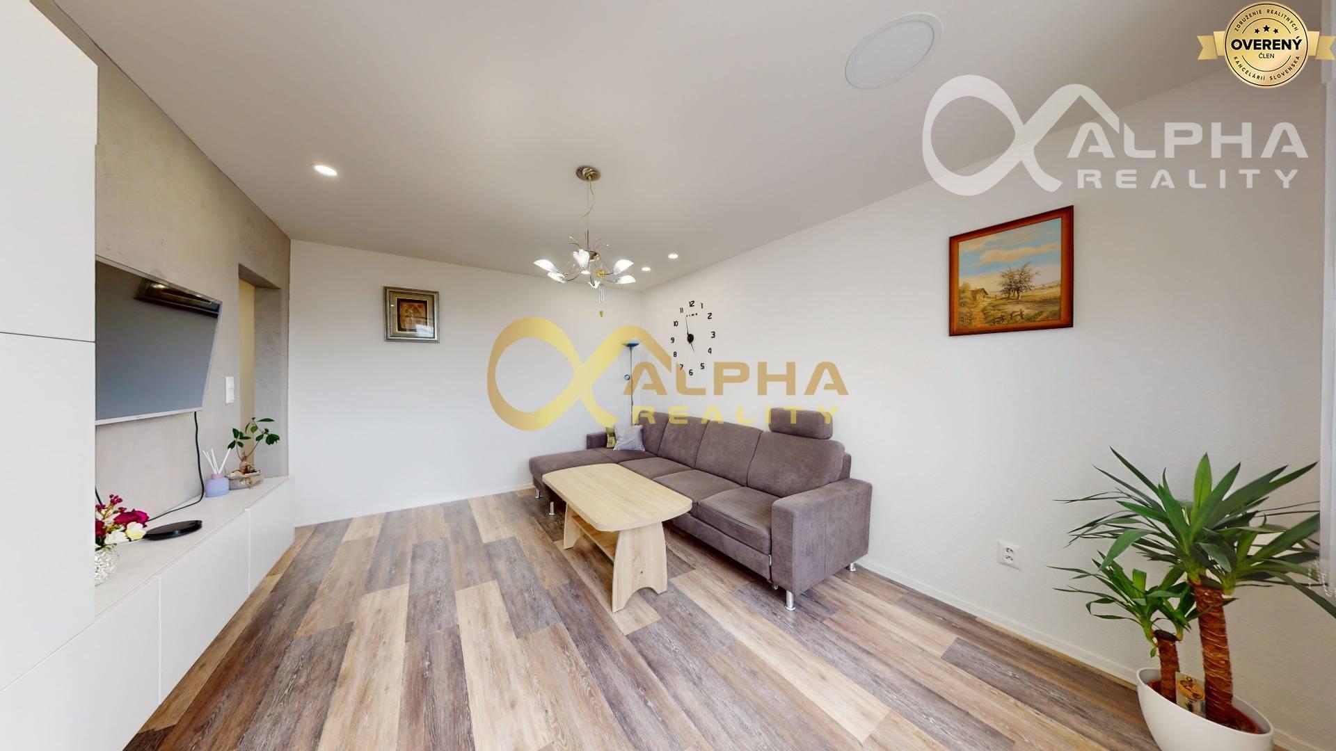 EXKLUZÍVNE 3 izbový byt, sídlisko Mier, Spišská Nová Ves