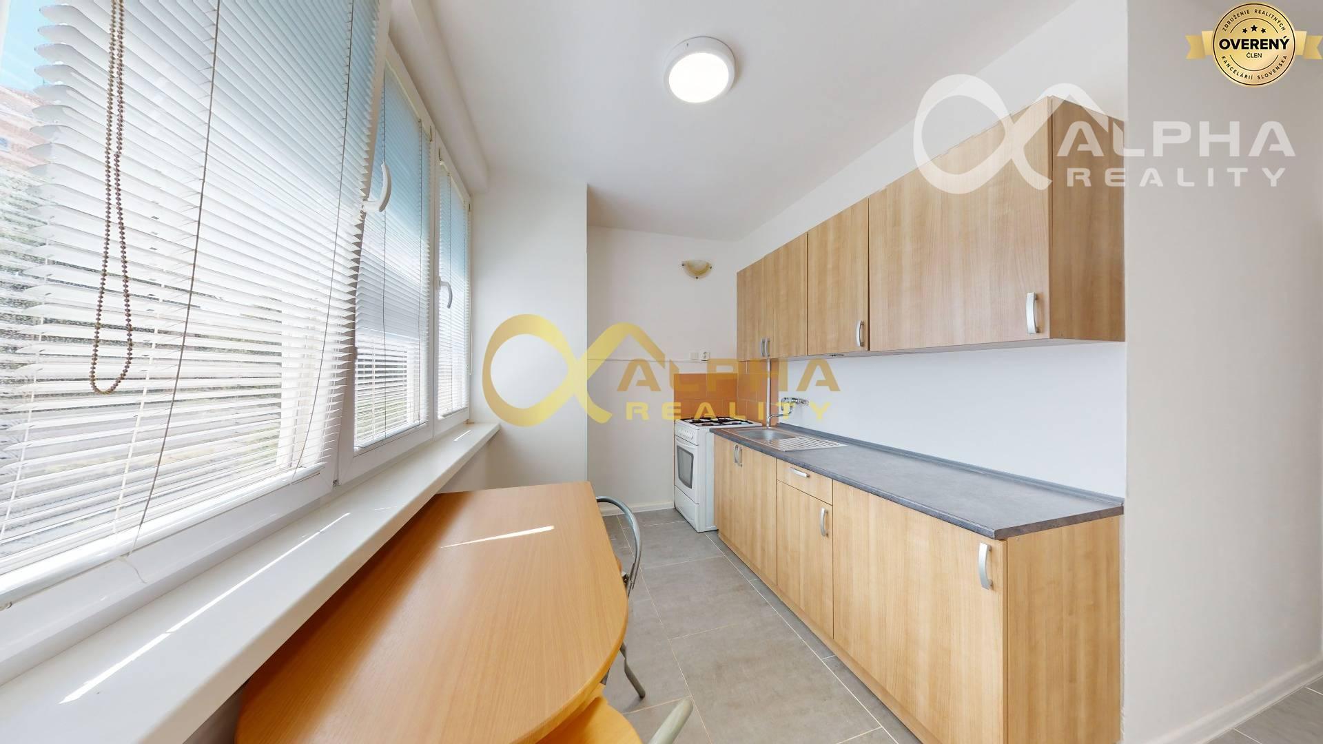 EXKLUZÍVNE 1 izbový byt s loggiou, sídlisko Tarča, Spišská Nová Ves