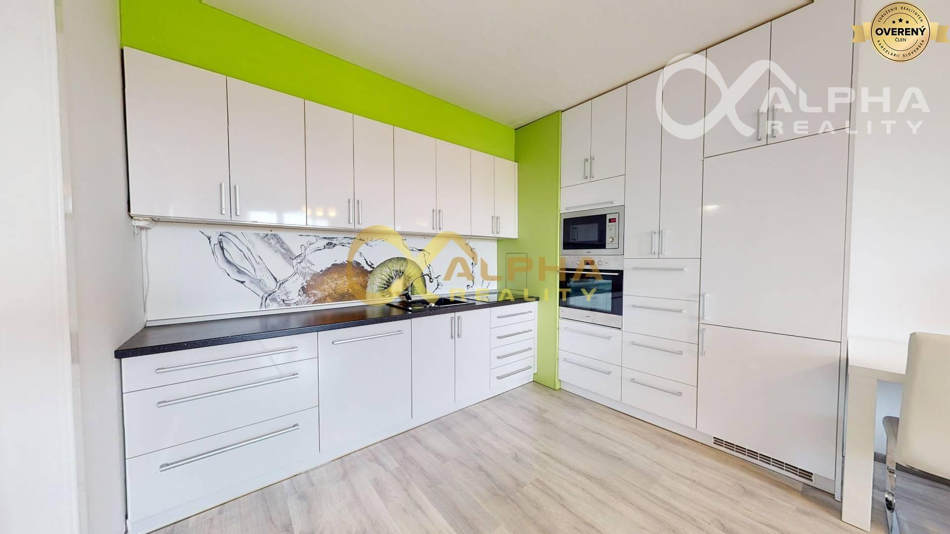 EXKLUZÍVNE 2 izbový byt s 2 loggiami, Spišská Nová Ves