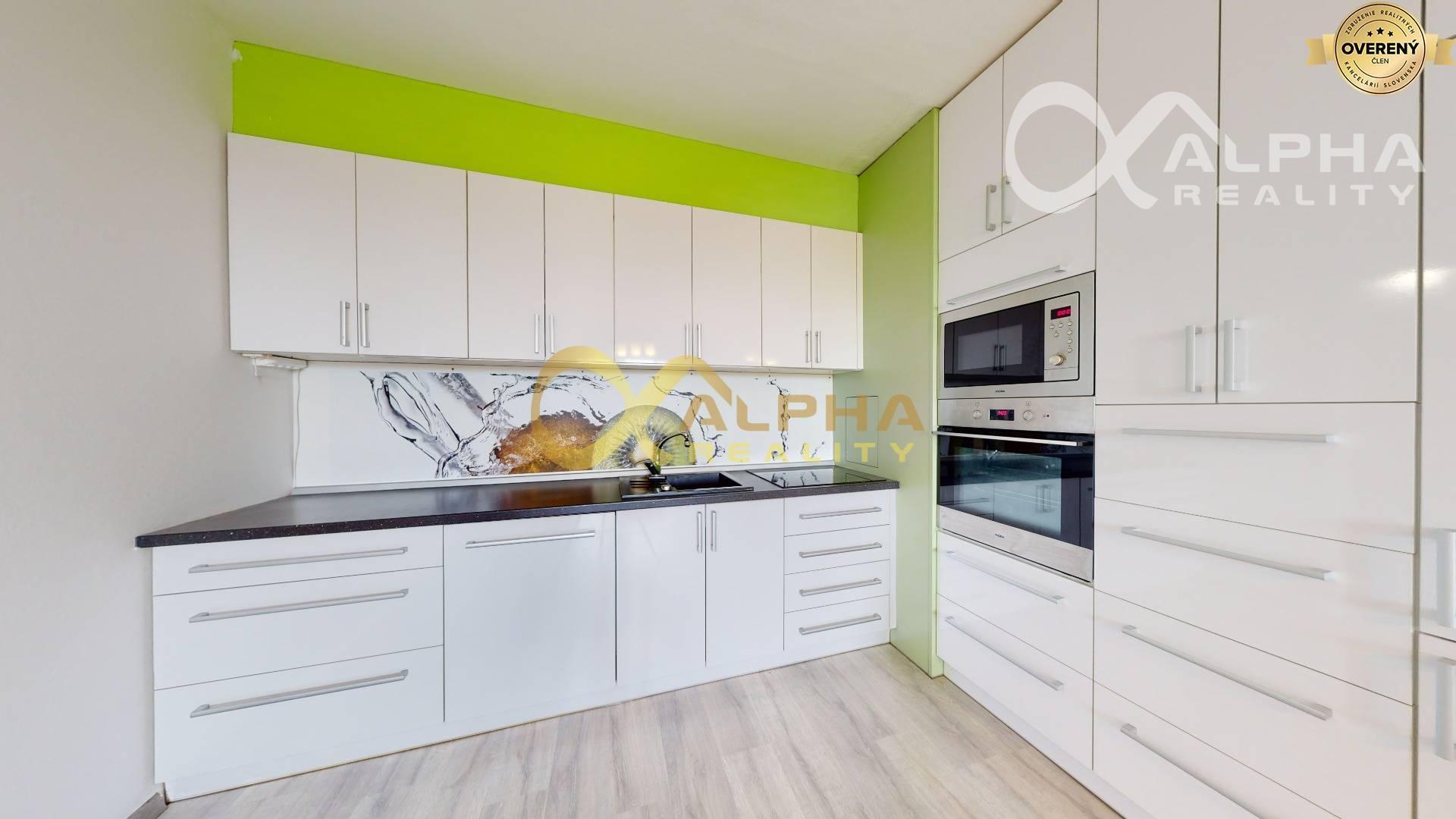 EXKLUZÍVNE 2 izbový byt s 2 loggiami, Spišská Nová Ves