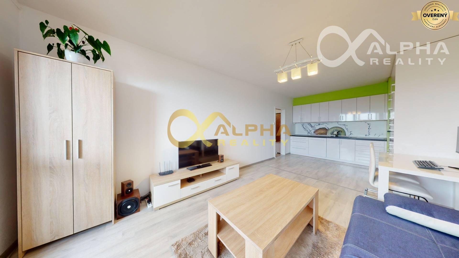 EXKLUZÍVNE 2 izbový byt s 2 loggiami, Spišská Nová Ves